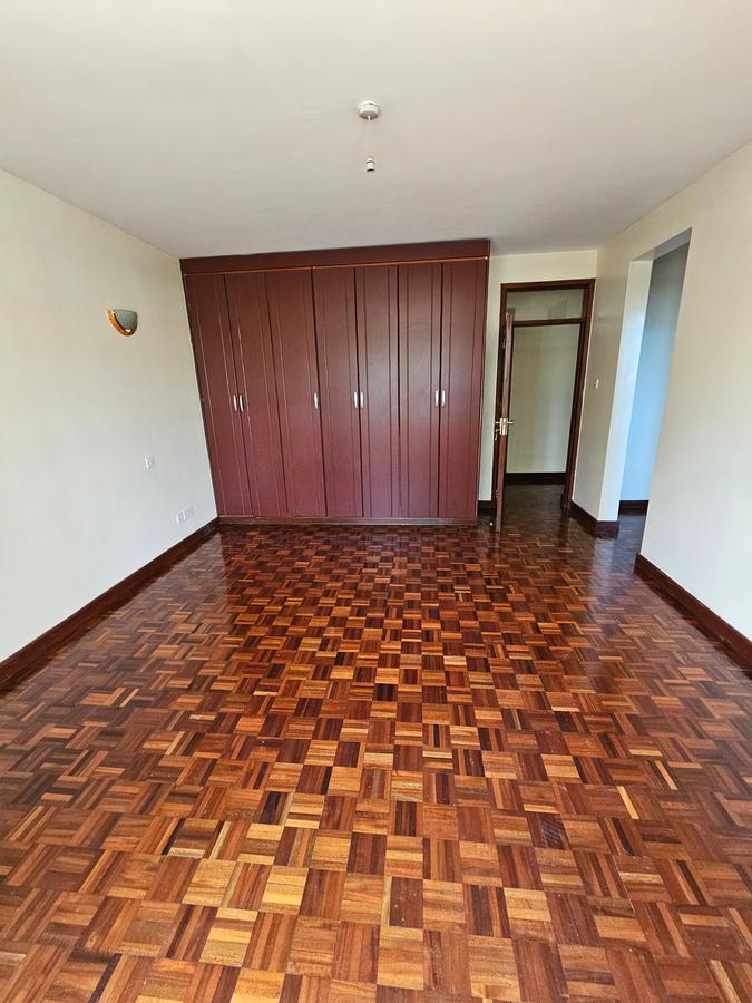 3 Bed Apartment with En Suite at Kilimani - 11