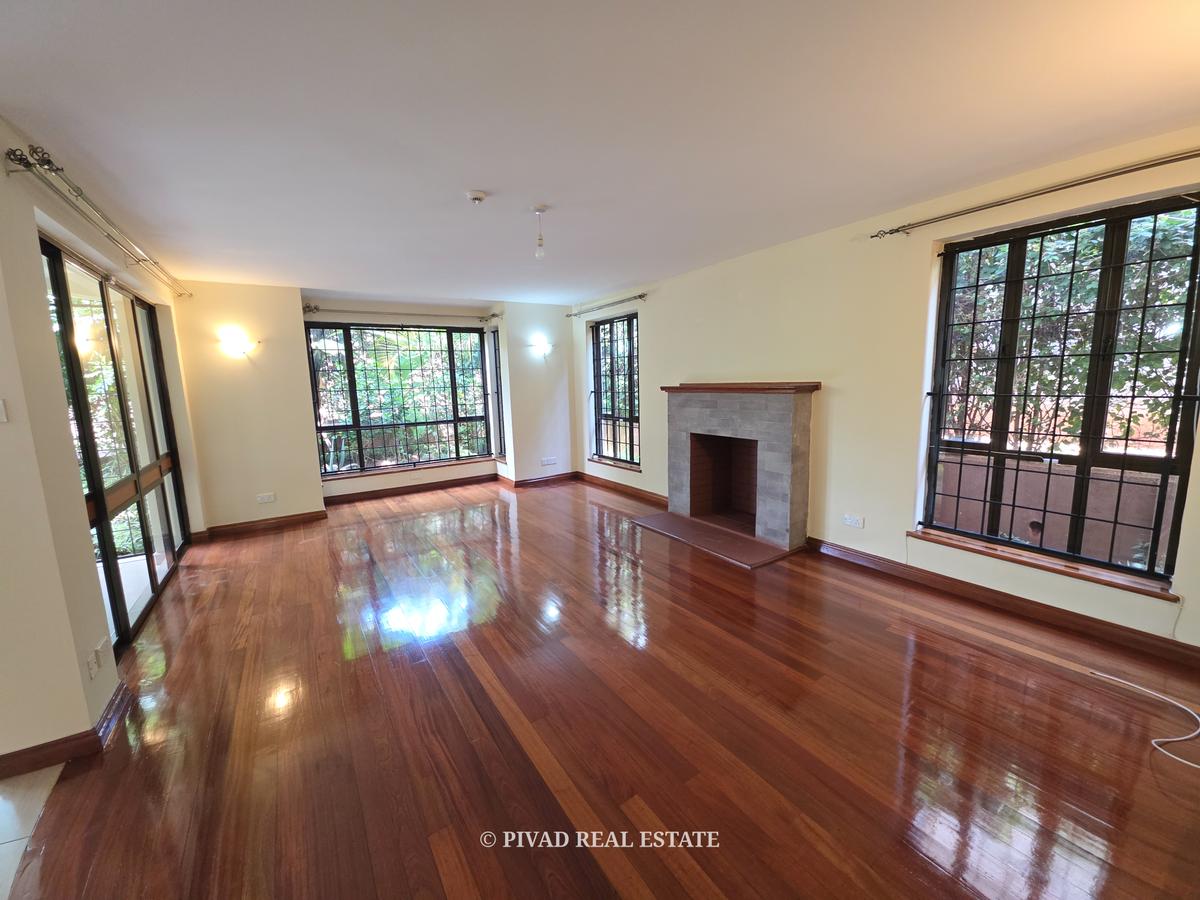 5 Bed House with Swimming Pool in Runda - 13