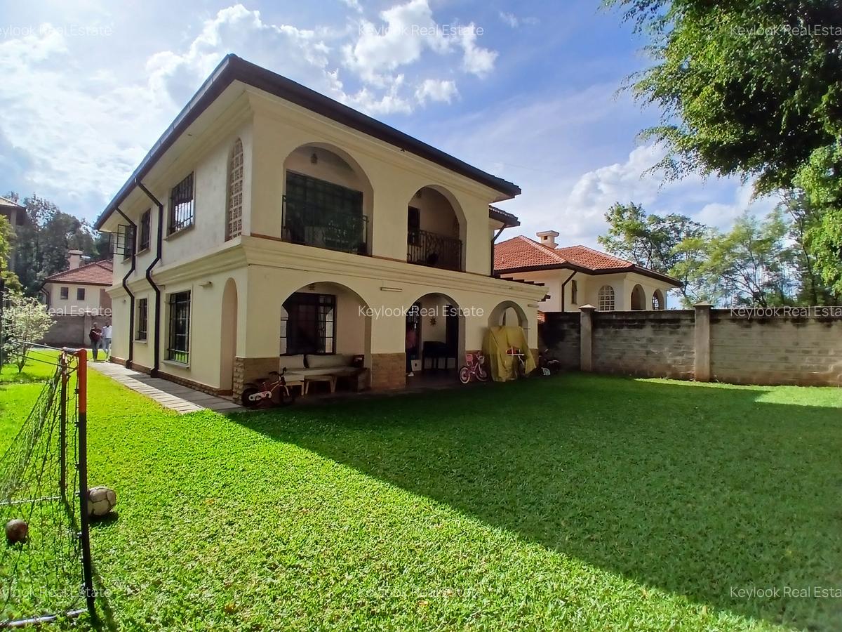 4 Bed Townhouse with En Suite at Lavington Green - 4