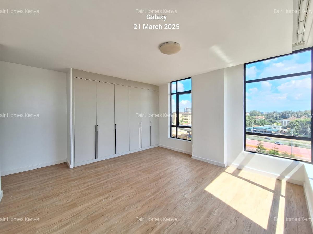 2 Bed Apartment with En Suite at Brookside Drive - 5