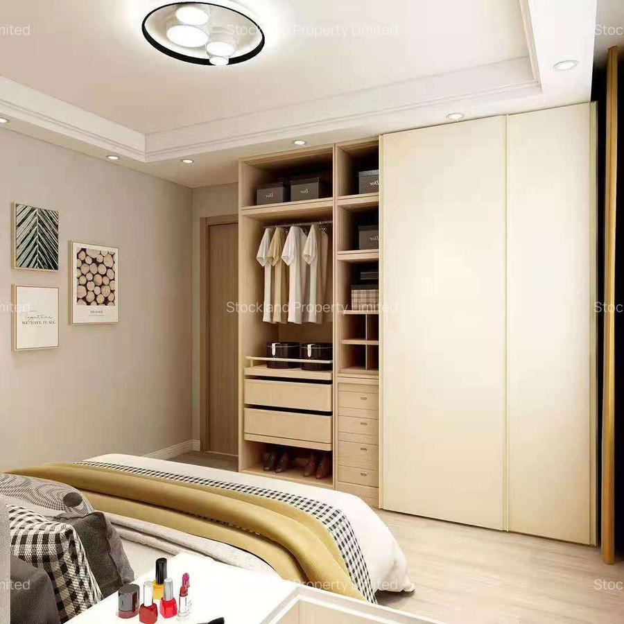 2 Bed Apartment with En Suite in Lavington - 15