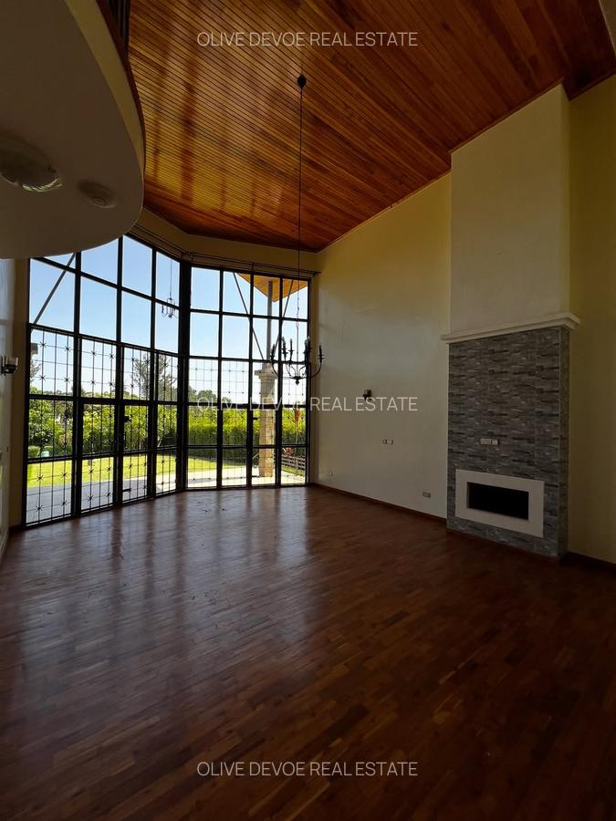 5 Bed Villa with En Suite in Runda - 10