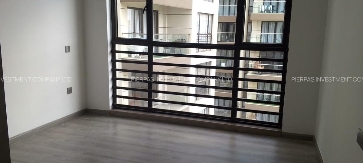 Serviced 3 Bed Apartment with En Suite in Riverside - 11
