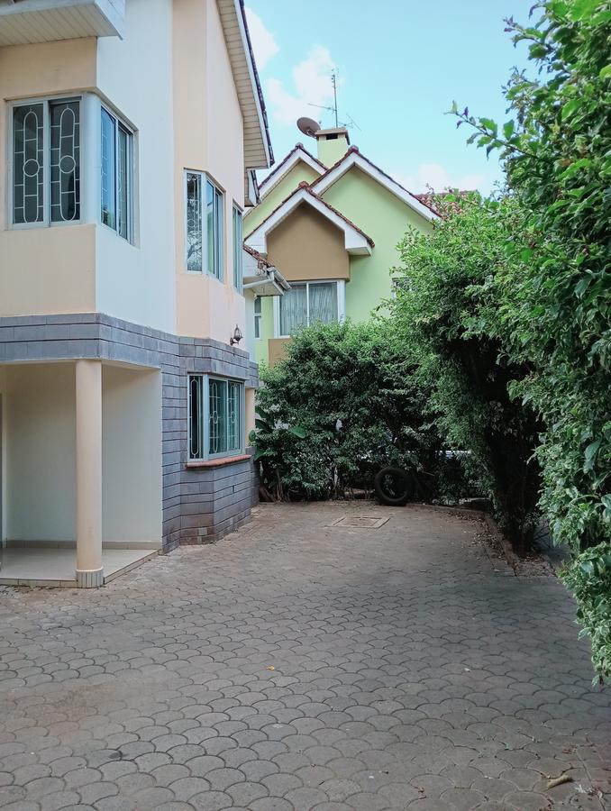 5 Bed Townhouse with En Suite at Kileleshwa - 2