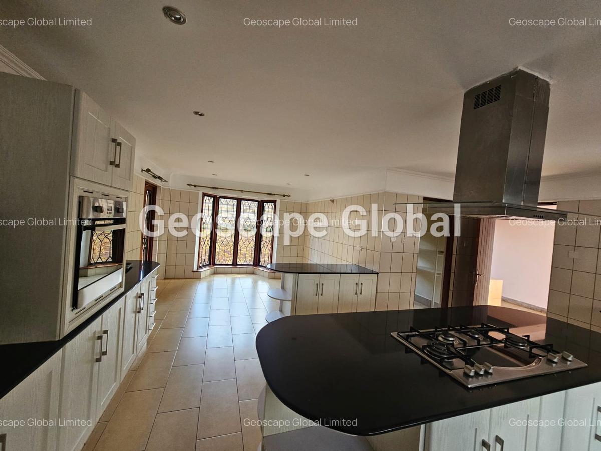 5 Bed House with En Suite in Gigiri - 13