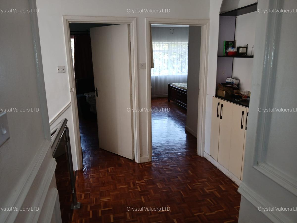 5 Bed Townhouse with En Suite in Rhapta Road - 9
