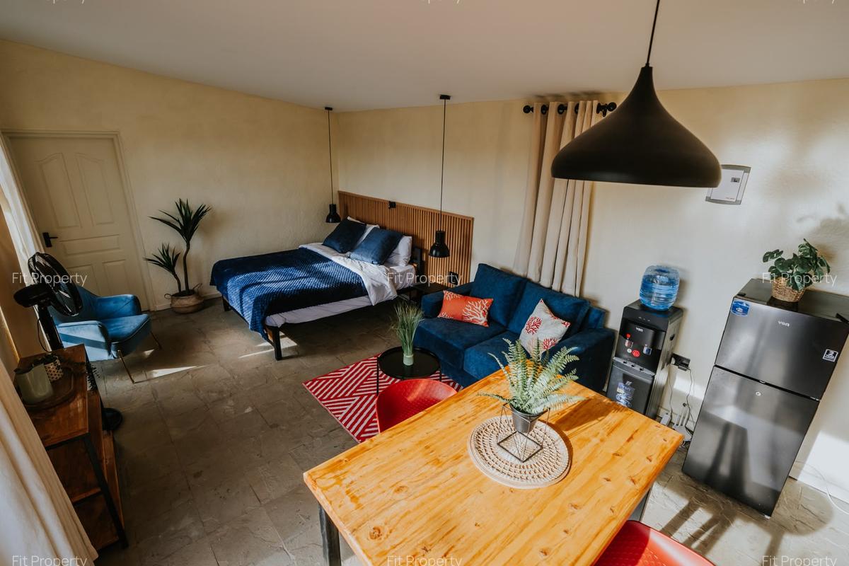 Furnished 5 ac Commercial Property with Parking at Maasai Mara - 9