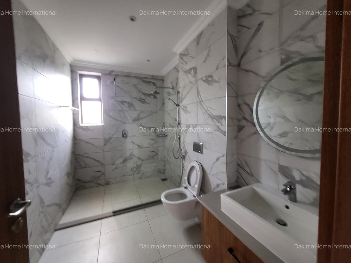 3 Bed Apartment with En Suite in Rhapta Road - 15