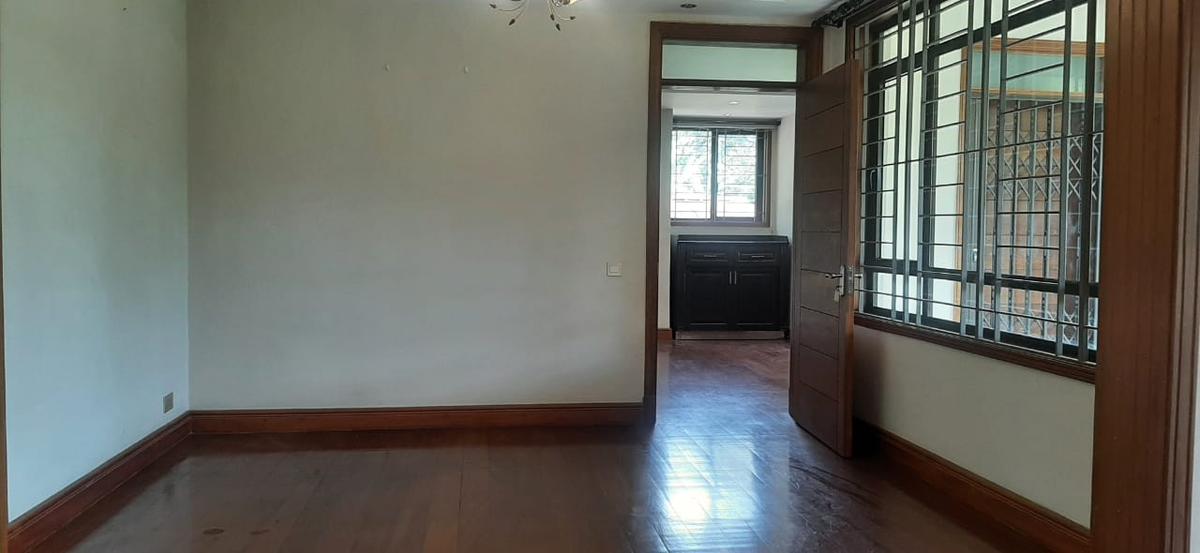 4 Bed House with En Suite in Runda - 10