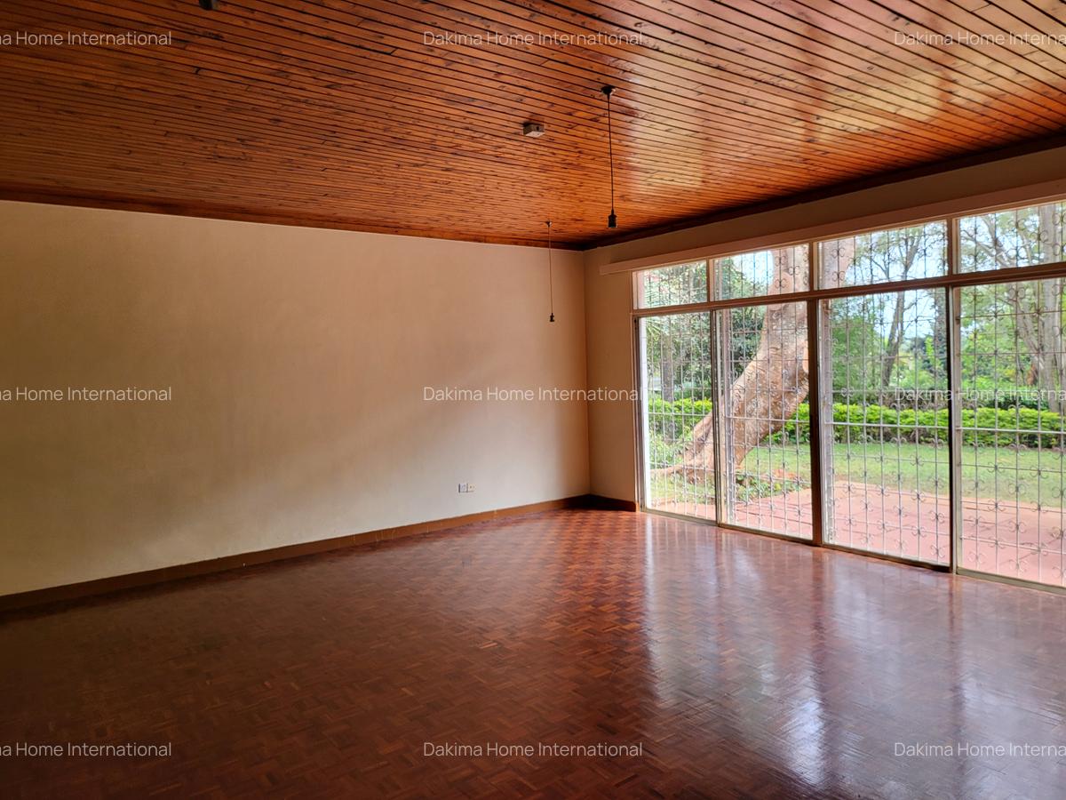 4 Bed House with En Suite in Loresho - 6