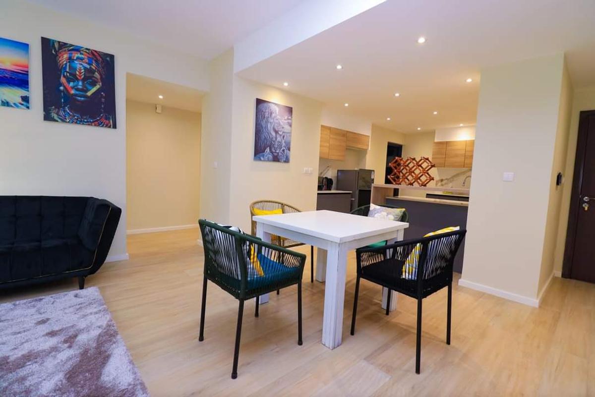 Serviced 2 Bed Apartment with En Suite at Riverside - 6