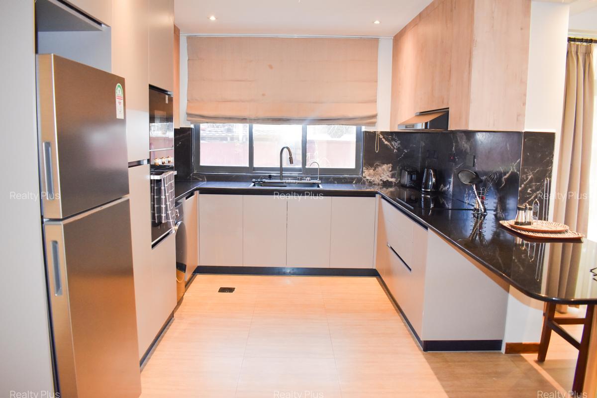 Serviced 2 Bed Apartment with En Suite at Dennis Pritt Road - 4