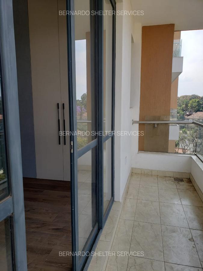 3 Bed Apartment with En Suite in Westlands Area - 8