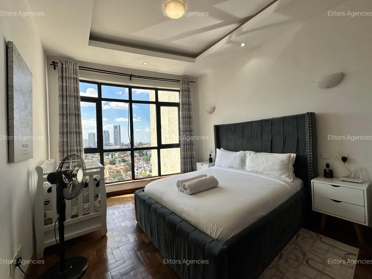 Serviced 2 Bed Apartment with En Suite at Lantana Road - 9