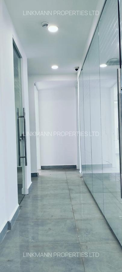 1,078 ft² Office with Service Charge Included in Westlands Area - 7