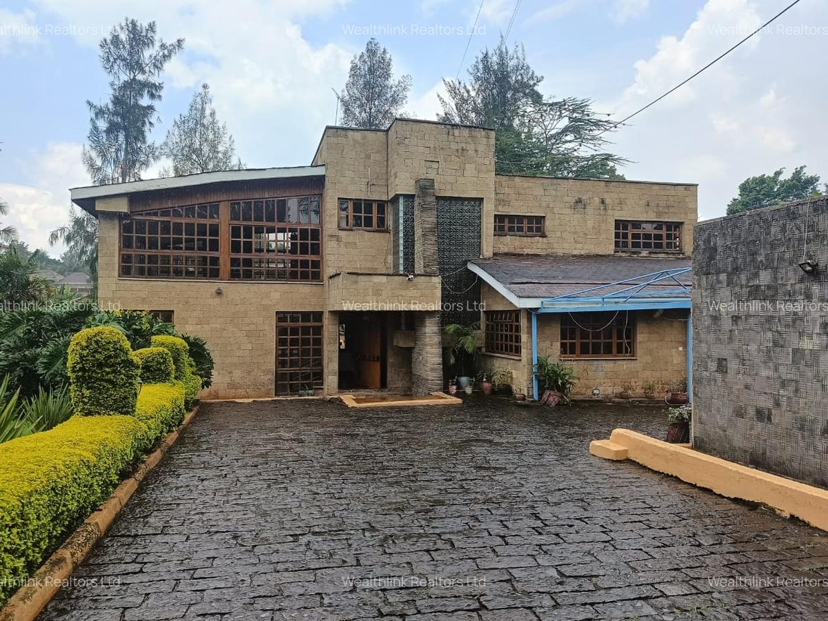 4 Bed House with En Suite at Runda - 3