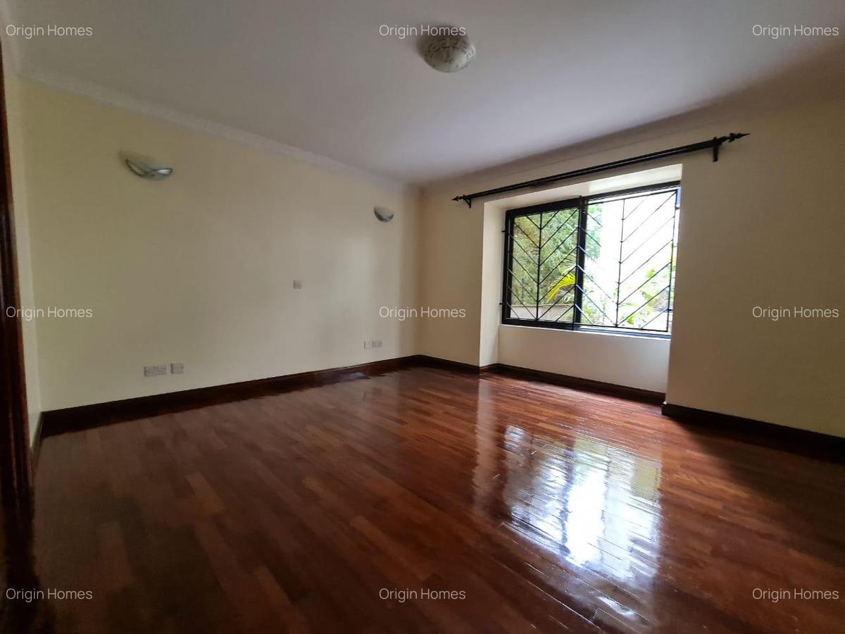 3 Bed Apartment with En Suite at Kileleshwa - 16