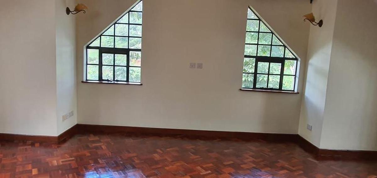 4 Bed Townhouse with En Suite at Chalbi Drive - 13