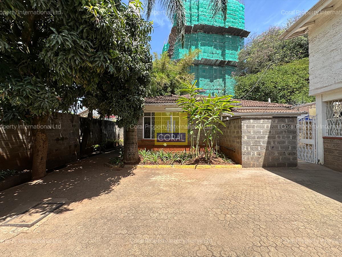 2 Bed Townhouse in Brookside - 13