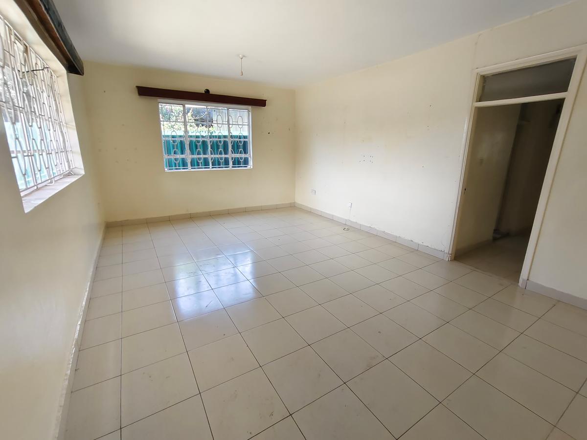 3 Bed Apartment with Parking in Kilimani - 1