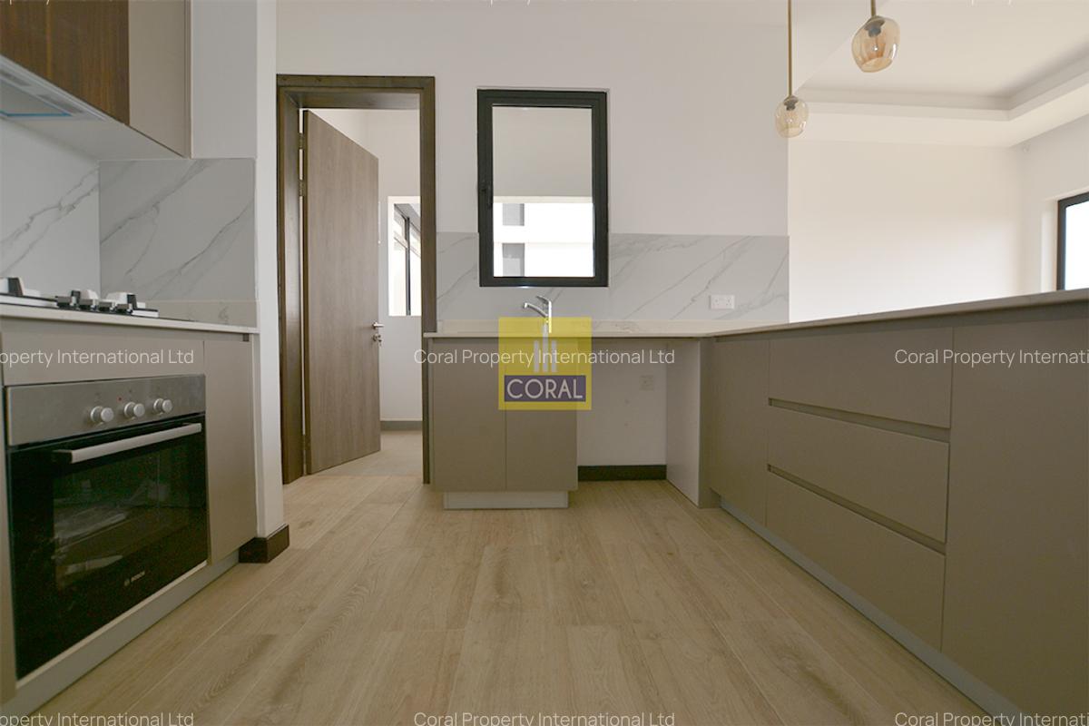 1 Bed Apartment with Swimming Pool in Rosslyn - 12