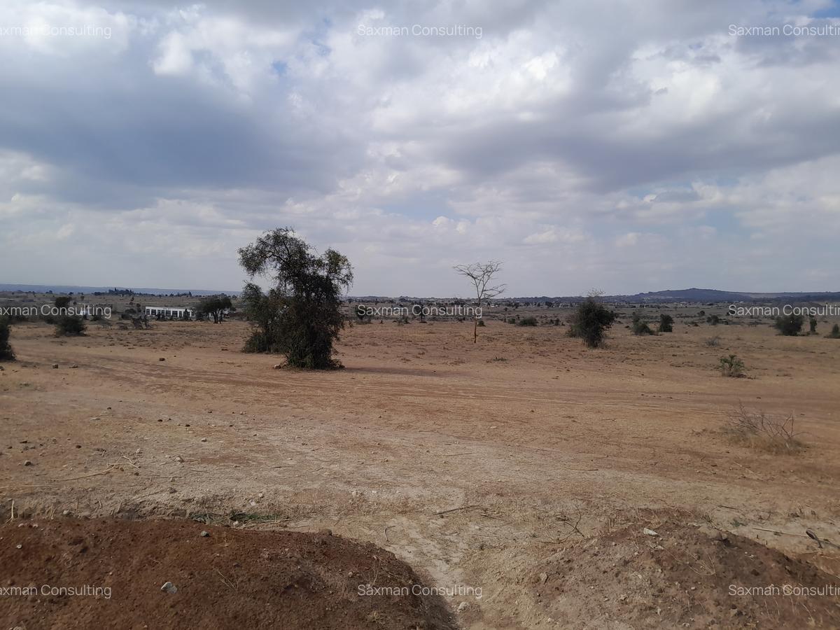 Land in Isinya - 2