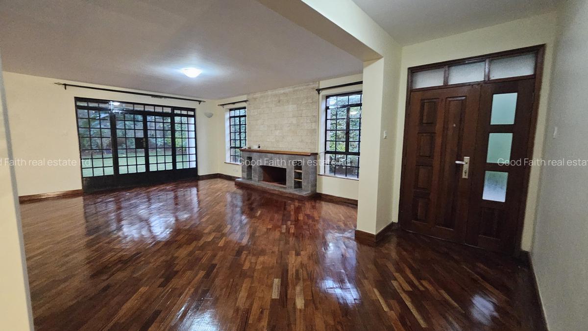 4 Bed Townhouse with En Suite in Kiambu Road - 4