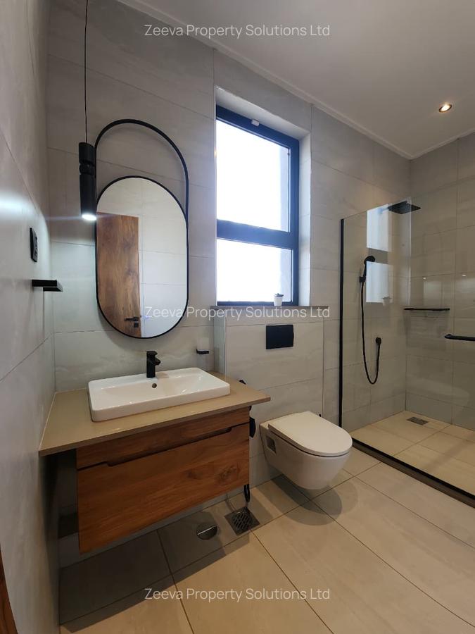 4 Bed Townhouse with En Suite in Loresho - 19