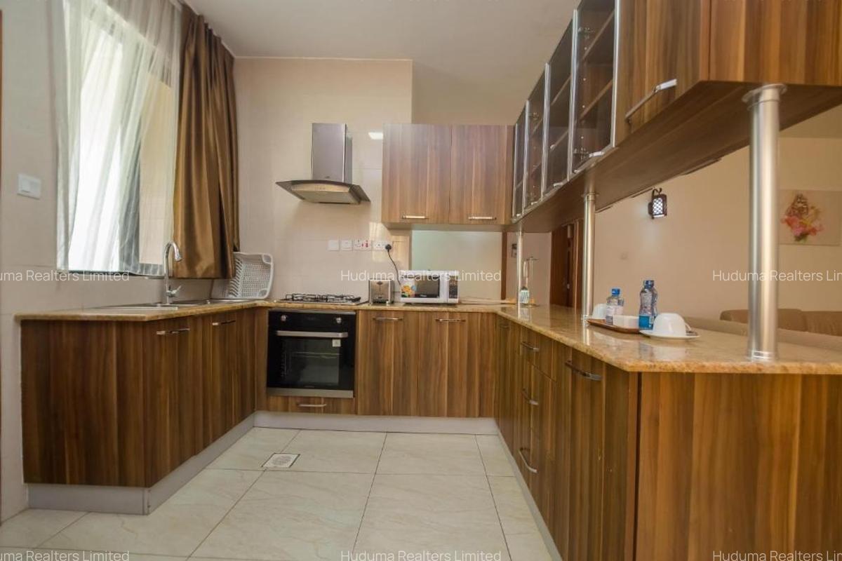 2 Bed Apartment with En Suite at Kindaruma Road - 4