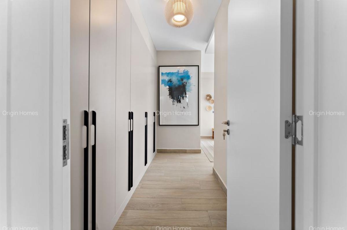 Furnished 3 Bed Apartment with En Suite at Riverside Drive - 15