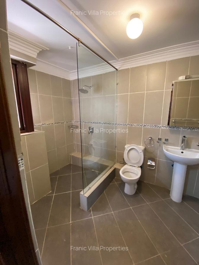 4 Bed House with En Suite at Runda - 5