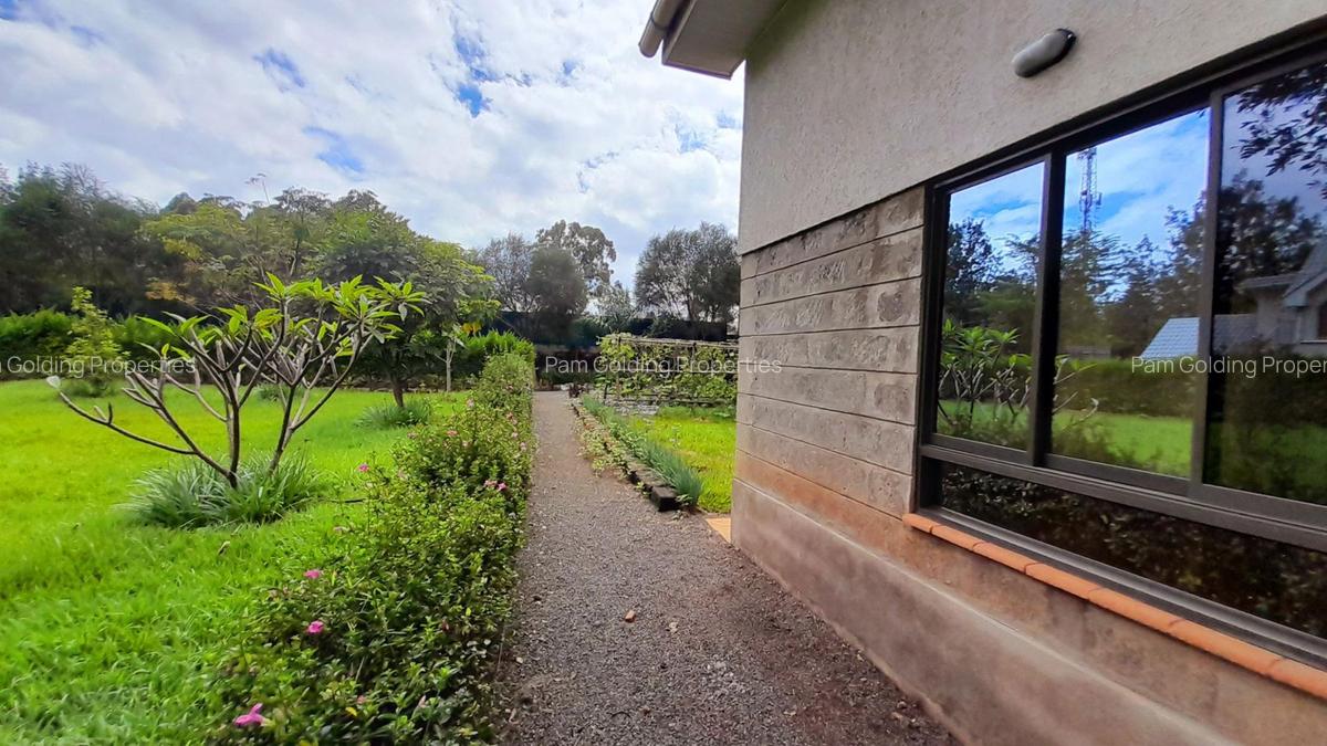 2 Bed Apartment with En Suite in Karen - 11