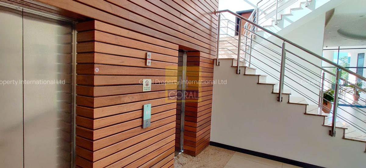 2,752 ft² Office with Backup Generator in Lavington - 2