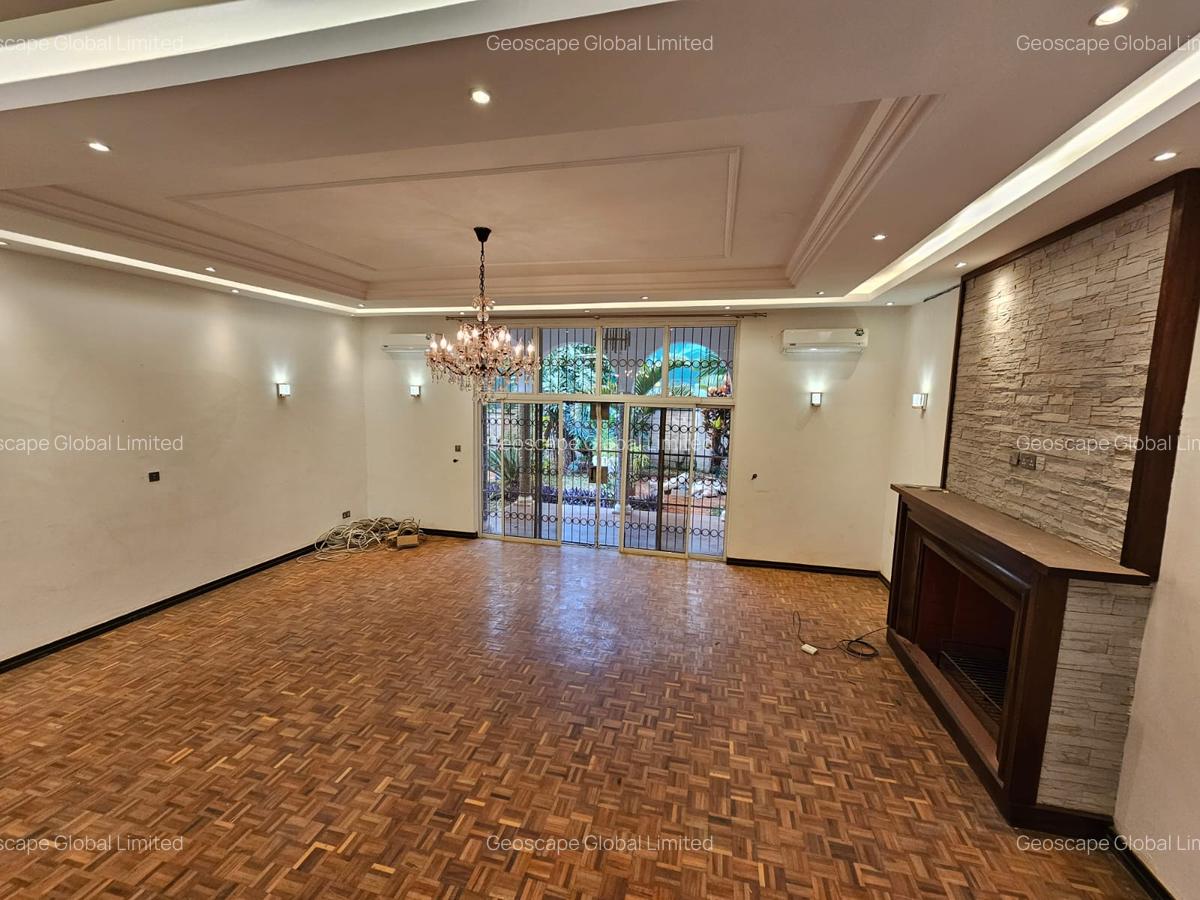 5 Bed House with En Suite in Runda - 5