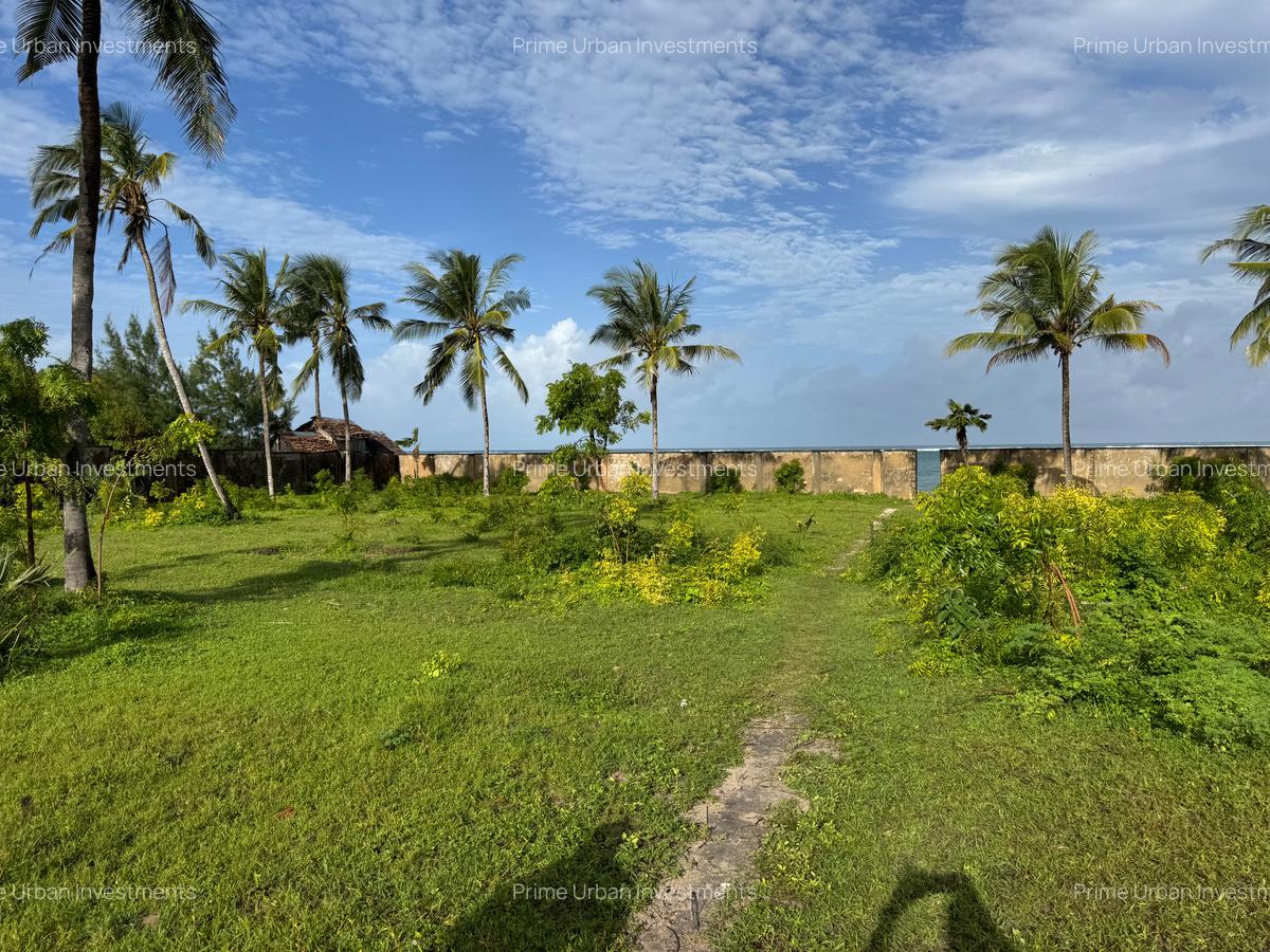 Land in Kikambala - 5