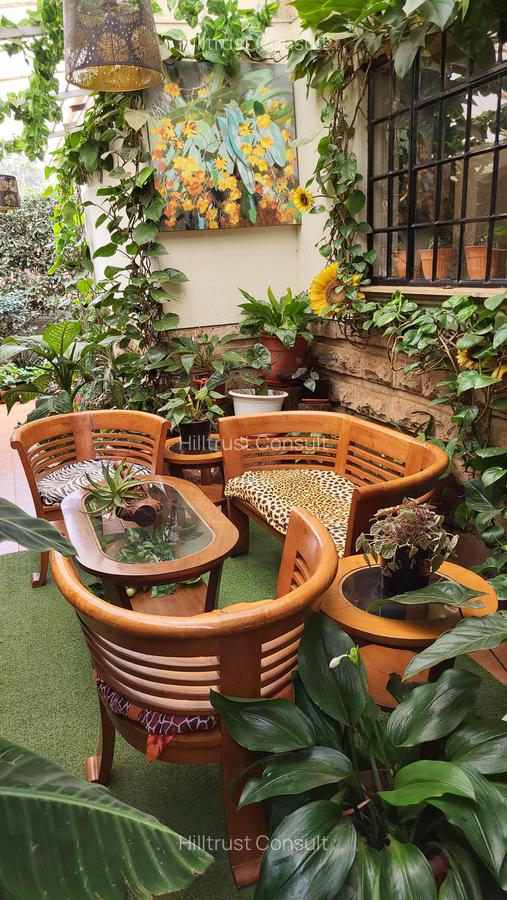 4 Bed Townhouse with En Suite in Spring Valley - 10