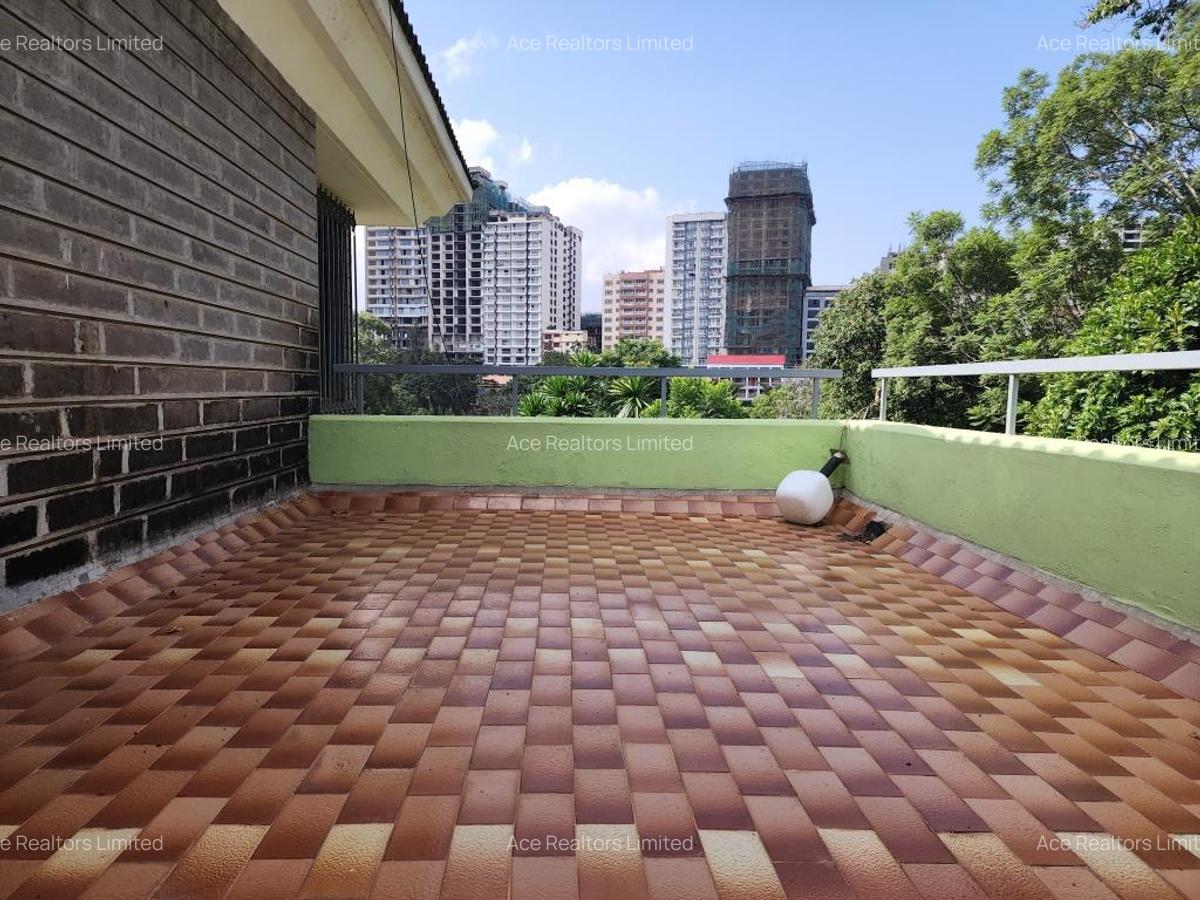 5 Bed Townhouse with En Suite at Old Muthaiga - 14