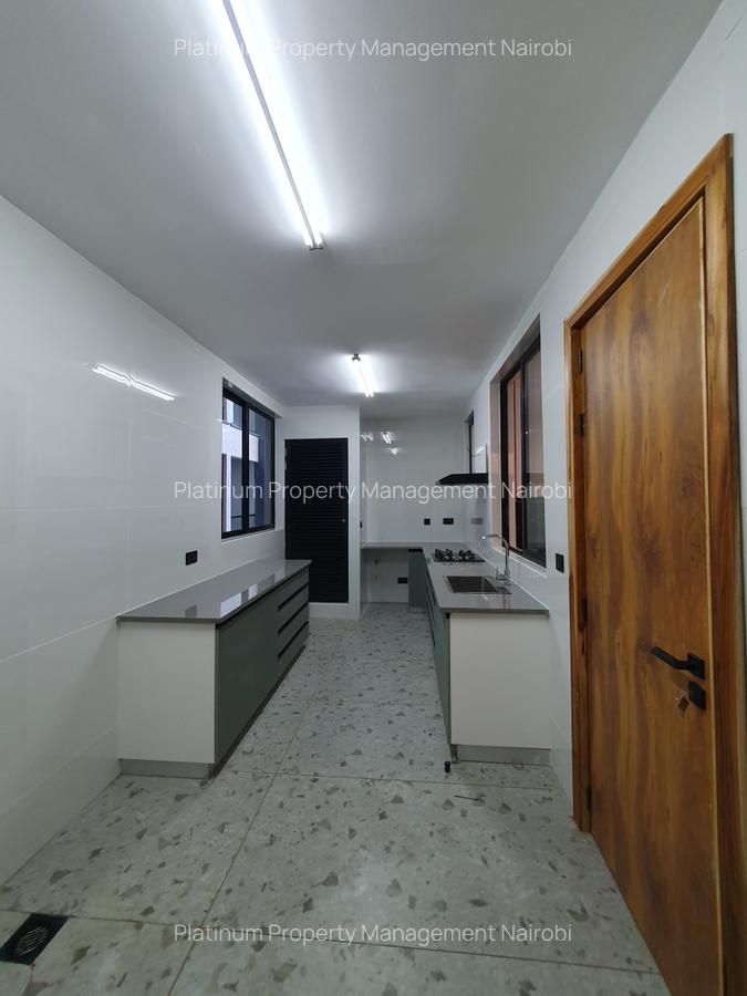 2 Bed Apartment with En Suite at Westlands - 8