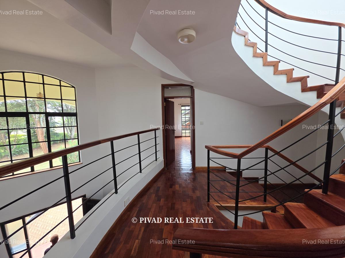 4 Bed House with Swimming Pool in Garden Estate - 7