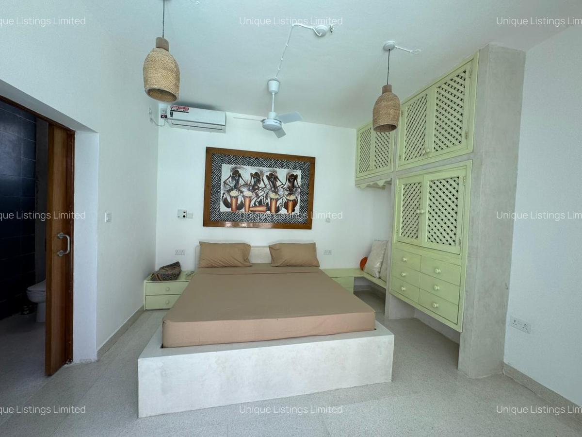 3 Bed Villa with En Suite in Watamu - 8