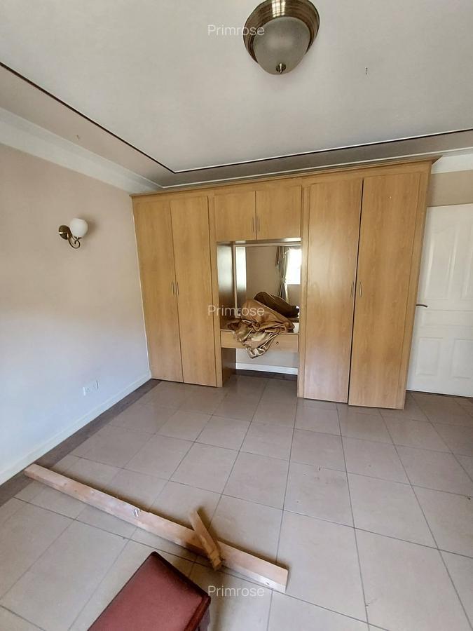 2 Bed Apartment with En Suite in Westlands Area - 2