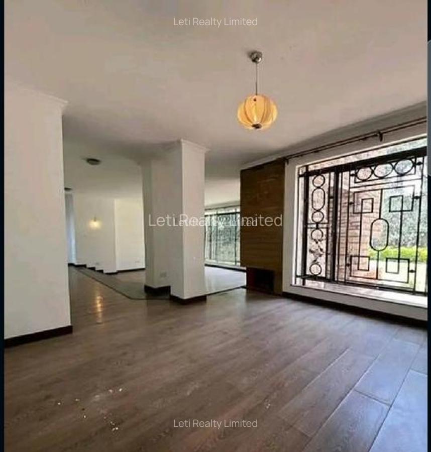 4 Bed Townhouse with En Suite in Lavington - 8