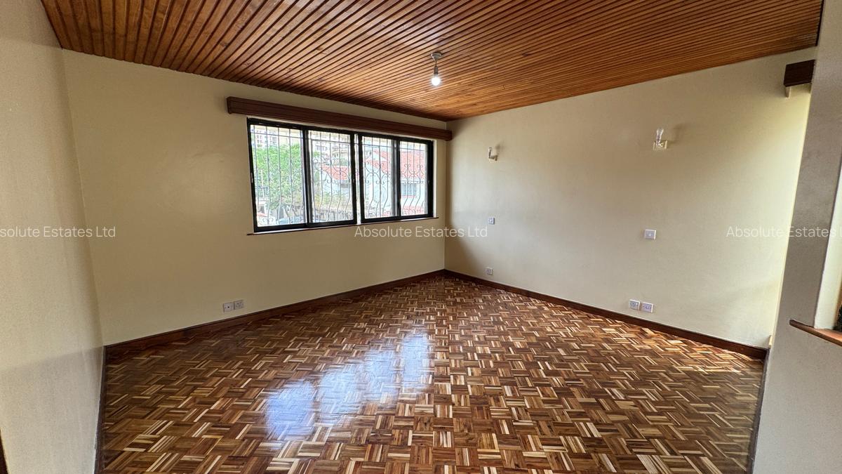 4 Bed Townhouse with En Suite in Kilimani - 15