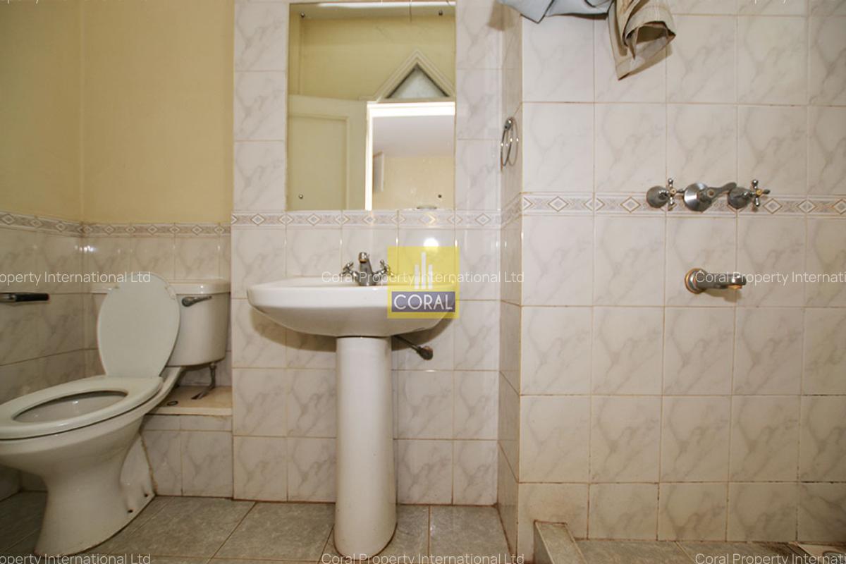 2 Bed Apartment in State House - 7