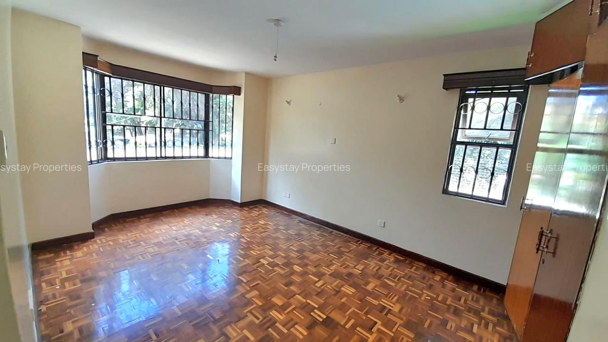 4 Bed Townhouse with En Suite in Lavington - 4