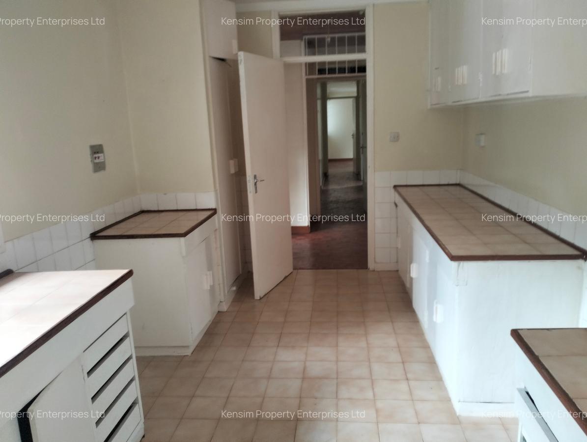 4 Bed House with En Suite in Loresho - 3