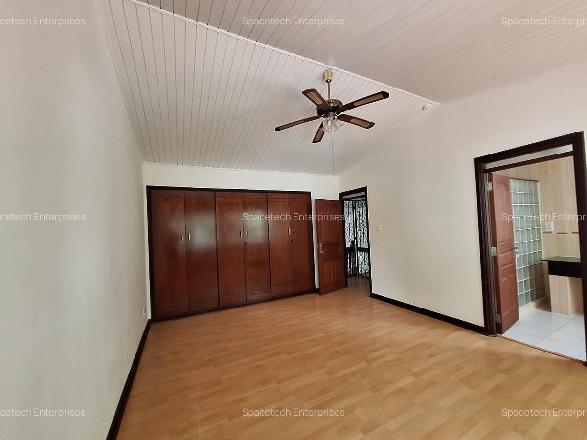 4 Bed Townhouse with En Suite in Muthaiga - 13