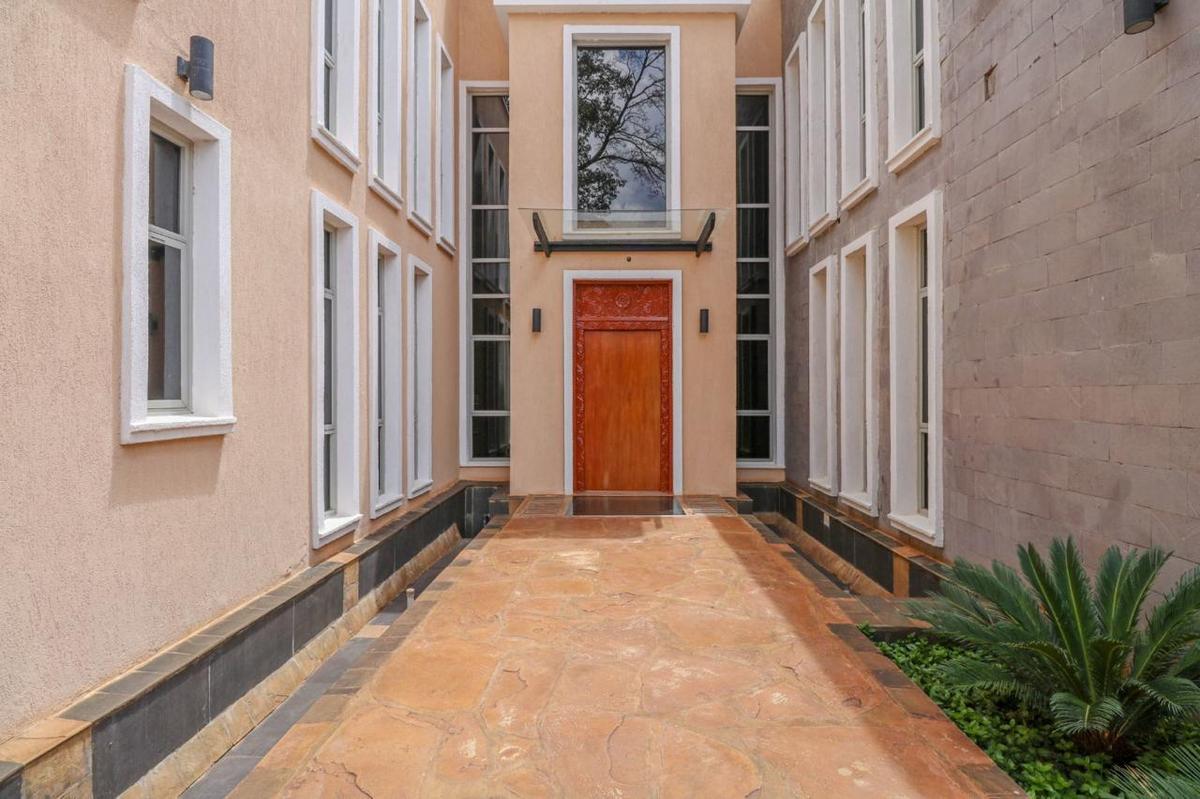 5 Bed Townhouse with En Suite at Nandi Road - 9