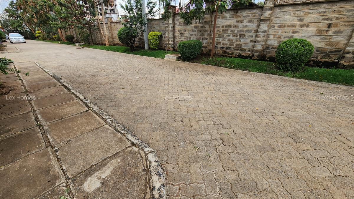 3 Bed House with En Suite at Masai Lodge - 18