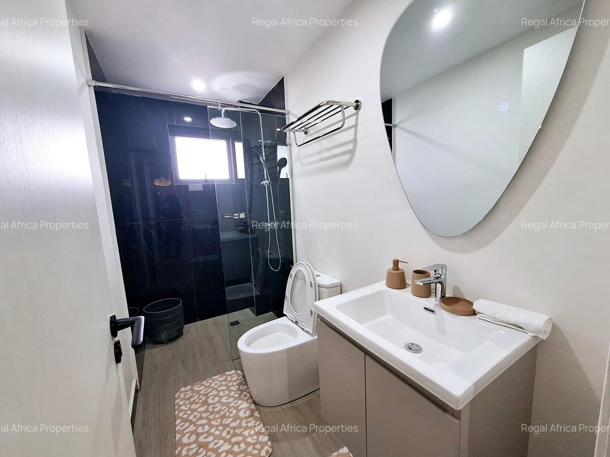 Serviced 2 Bed Apartment with En Suite in Kilimani - 8